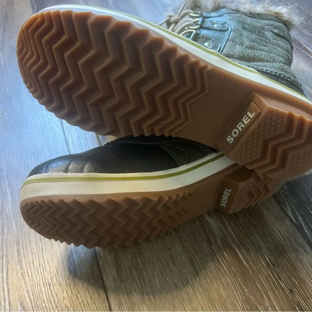 Sorel Tofino II Black & Green Boots (2)